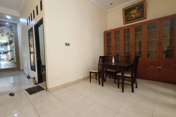 Dijual Cepat rumah tinggal & kost2an di Kebon Nanas Cikokol, Tgr