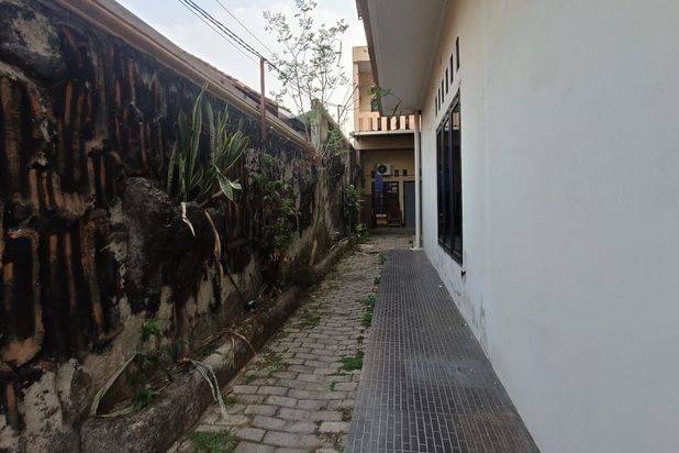 Dijual Cepat rumah tinggal & kost2an di Kebon Nanas Cikokol, Tgr