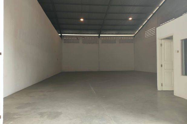 Gudang Siap Pakai, Akses mudah dekat tol Ciputat, Tangsel