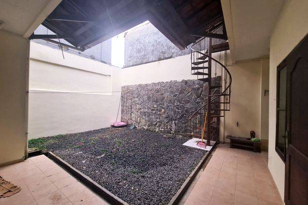 Disewa Rumah 2 Lantai di Anggrek Mas Batam Center