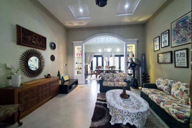 Dijual Rumah Mewah View Lapangan Golf Dan Danau di Batam