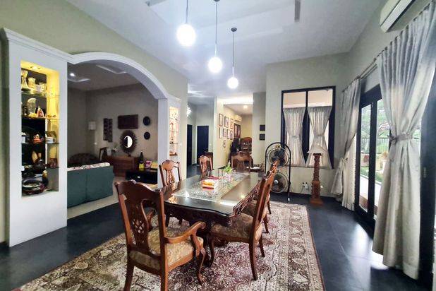 Dijual Rumah Mewah View Lapangan Golf Dan Danau di Batam