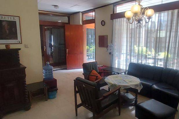Jual cepat Rumah antik lokasi pusat kota Bandung Sayap Riau ,dkt taman Pramuka Bengawan,jarang ad tanah luas