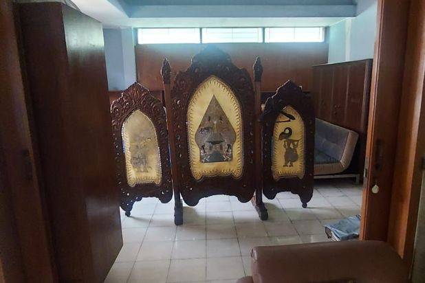 Jual cepat Rumah antik lokasi pusat kota Bandung Sayap Riau ,dkt taman Pramuka Bengawan,jarang ad tanah luas
