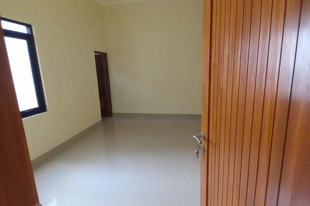 Jual cepat Rumah baru minimalis 800 jutaan cluster di Cisaranten Arcamanik,murah jarang ada.Bangunan bagus kokoh