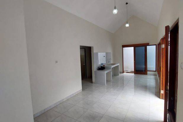Jual cepat Rumah Baru minimalis modern di Sleman Yogyakarta jarang ada ,siap huni Bagus harga Nego Rumah Baru