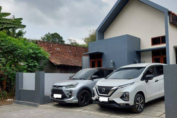 Jual cepat Rumah Baru minimalis modern di Sleman Yogyakarta jarang ada ,siap huni Bagus harga Nego Rumah Baru
