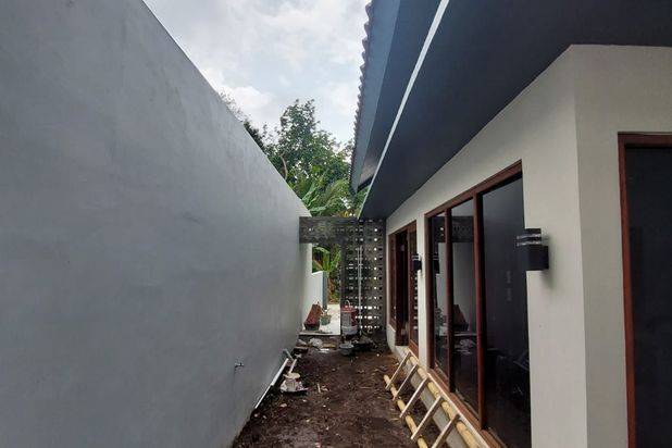 Jual cepat Rumah Baru minimalis modern di Sleman Yogyakarta jarang ada ,siap huni Bagus harga Nego Rumah Baru