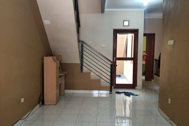 Jual cepat Rumah Murah Cluster Bumi panyawangan estate siap huni jarang ada,luas 2 Lt .