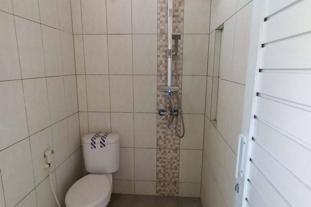 Jual cepat Rumah Baru Margahayu Metro MIM termurah jarang ada harga discont 800 jutaan ! Ready desain minimalis 2 Lt,cantik ada taman belakang