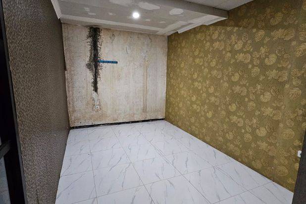 Jual cepat Rumah Murah 2 Lt luas di Gegerkalong dkt KPAD UPI pondok hijau setiabudi jarang ada .lokasi strategis rumah klasik