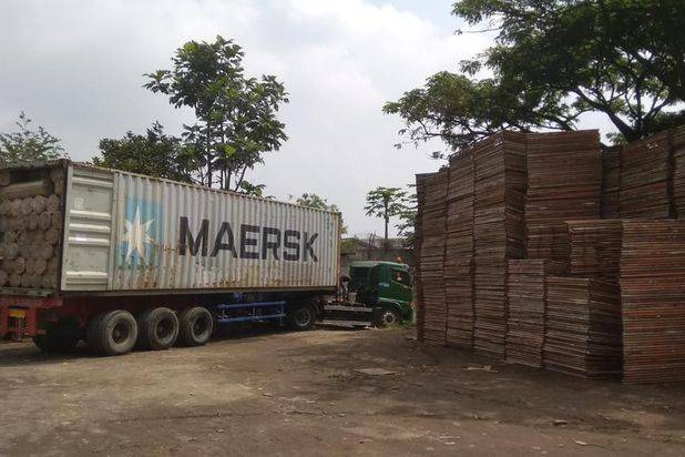 Di jual cepat cepat Gudang Aktif,Bangunan kantor ,Mess karyawan Kawasan industri Cimahi Cibeber leuwigajah.lokasu strategis