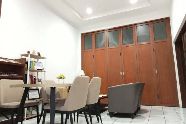 Di jual Rumah Murah lokasi elit pusat kota luas Sayap Cipaganti Pasteur sukajadi Cck U/Kantor/ Mess/kosan.jarang ada jual murah