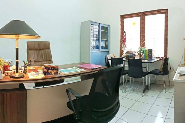 Di jual Rumah Murah lokasi elit pusat kota luas Sayap Cipaganti Pasteur sukajadi Cck U/Kantor/ Mess/kosan.jarang ada jual murah
