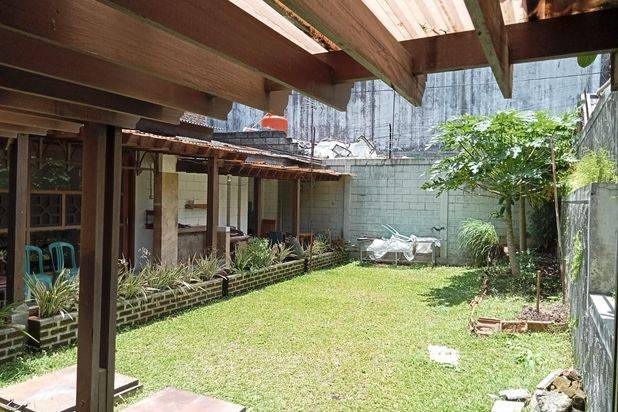 Di jual Rumah Murah lokasi elit pusat kota luas Sayap Cipaganti Pasteur sukajadi Cck U/Kantor/ Mess/kosan.jarang ada jual murah
