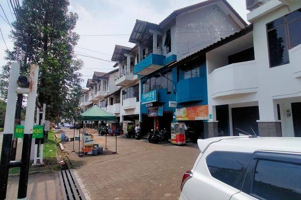 Di jual Cepat Ruko3 Lantai Murah ,kokoh Mainroad komplek Batununggal Indah ,jarang ada lokasi trategis Cck U/ usaha