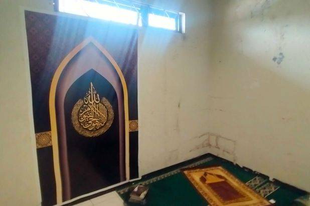 Di jual Cepat Ruko3 Lantai Murah ,kokoh Mainroad komplek Batununggal Indah ,jarang ada lokasi trategis Cck U/ usaha