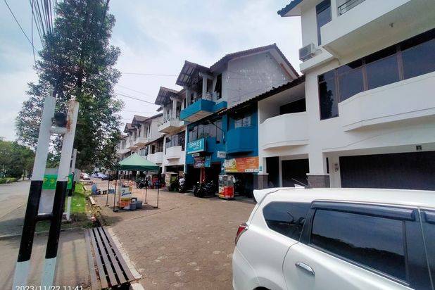 Di jual Cepat Ruko3 Lantai Murah ,kokoh Mainroad komplek Batununggal Indah ,jarang ada lokasi trategis Cck U/ usaha