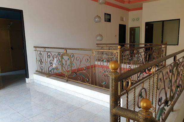 Rumah di Alam Bukit Raya Kebomas Gresik