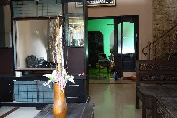 Rumah di Alam Bukit Raya Kebomas Gresik