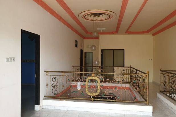 Rumah di Alam Bukit Raya Kebomas Gresik