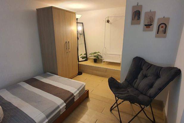 Apartemen 1 BR lantai 9 Icon Mall Kebomas Gresik