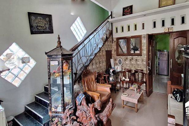 Rumah Kost Aktif 3 lantai tengah kota Semarang dekat Rs Elizabeth dekat perkantoran dekat Akpol dijual di Kawi Candisari Semarang atas