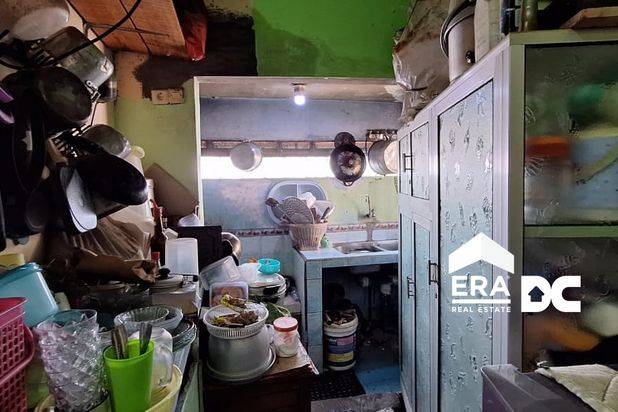 Rumah Kost Aktif 3 lantai tengah kota Semarang dekat Rs Elizabeth dekat perkantoran dekat Akpol dijual di Kawi Candisari Semarang atas