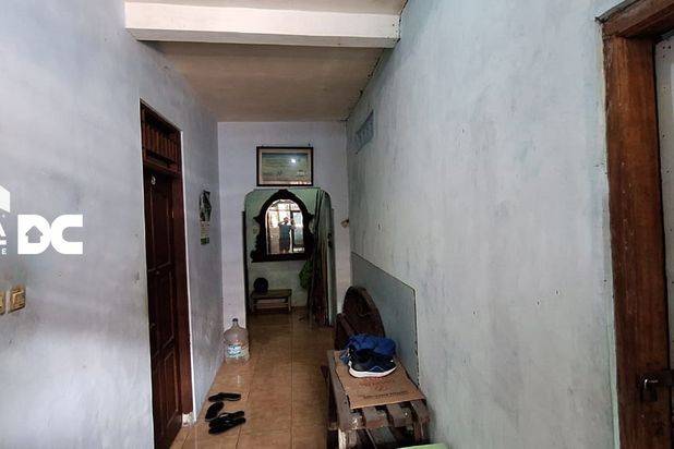 Rumah Kost Aktif 3 lantai tengah kota Semarang dekat Rs Elizabeth dekat perkantoran dekat Akpol dijual di Kawi Candisari Semarang atas