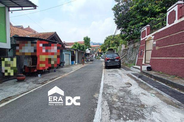 Rumah Kost Aktif 3 lantai tengah kota Semarang dekat Rs Elizabeth dekat perkantoran dekat Akpol dijual di Kawi Candisari Semarang atas