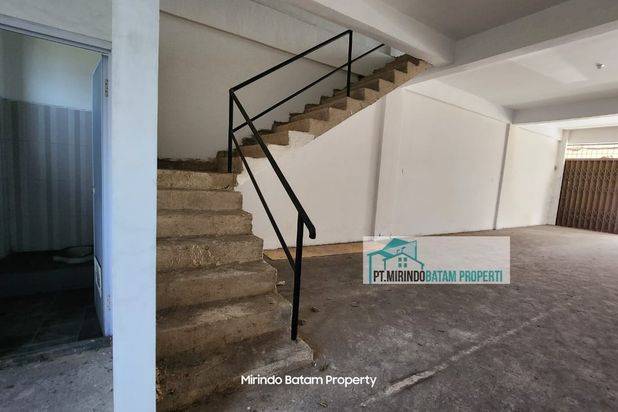 Dijual 2.3 Milliar Ruko Taman Golf Residence 3 Sukajadi