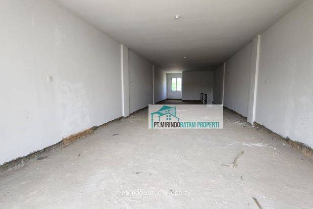 Dijual 2.3 Milliar Ruko Taman Golf Residence 3 Sukajadi