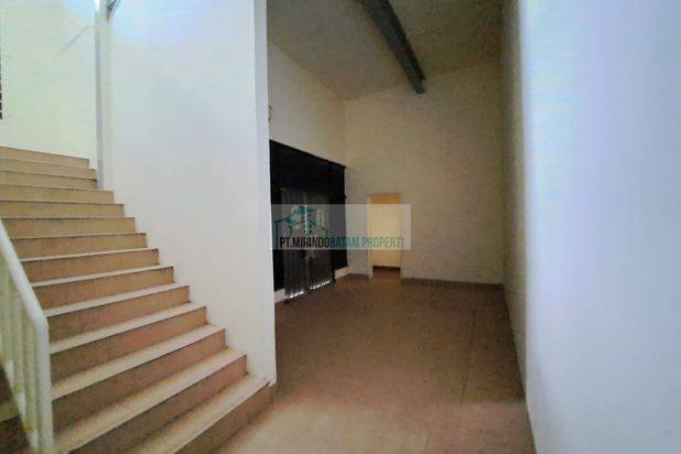 Dijual Cepat 9,880,000,000 Gudang Batam Centre Luas Bangunan 1200 Meter Luas Tanah 1278 Meter Uwto 2043 Area Parkiran Jalan Sangat Luas Minat Hub Marketing Kami 0812 779 1663 0813 6372 2525 mirindobatamproperti jualbelibatam belipropertimurahkotabatam sew
