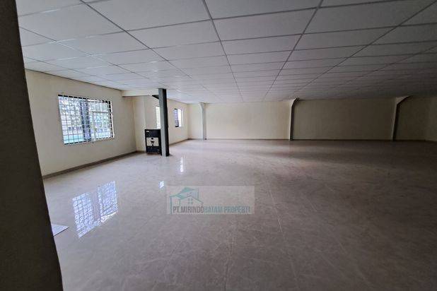 Dijual Cepat 9,880,000,000 Gudang Batam Centre Luas Bangunan 1200 Meter Luas Tanah 1278 Meter Uwto 2043 Area Parkiran Jalan Sangat Luas Minat Hub Marketing Kami 0812 779 1663 0813 6372 2525 mirindobatamproperti jualbelibatam belipropertimurahkotabatam sew
