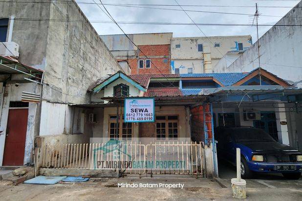 Disewakan 65juta Tahun Rumah Batam Park Nagoya Depan Acia Ikan Bakar
