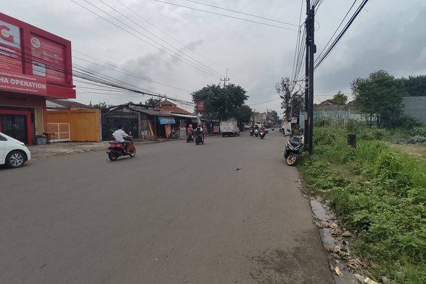 Tanah Jalan Raya Sukahati Cibinong Bogor 5 Menit Ke Pemda Bogor