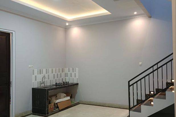 Rumah Baru Bagus Desain Split Level di Cilangkap Cipayung Jakarta Timur