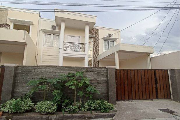 Rumah Baru Luas Strategis Ready Stock di Jatiwaringin Pondok Gede Bekasi