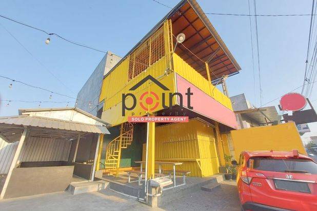 Ruko Dan Usaha Kuliner Furnish Strategis Gentan Baki Sukoharjo