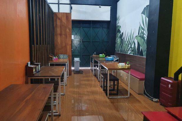 Ruko Dan Usaha Kuliner Furnish Strategis Gentan Baki Sukoharjo
