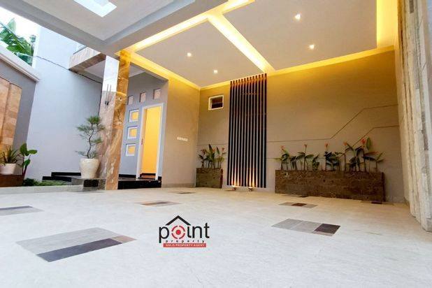 Rumah Baru Mewah Desain Luxury Nayu Banjarsari Solo