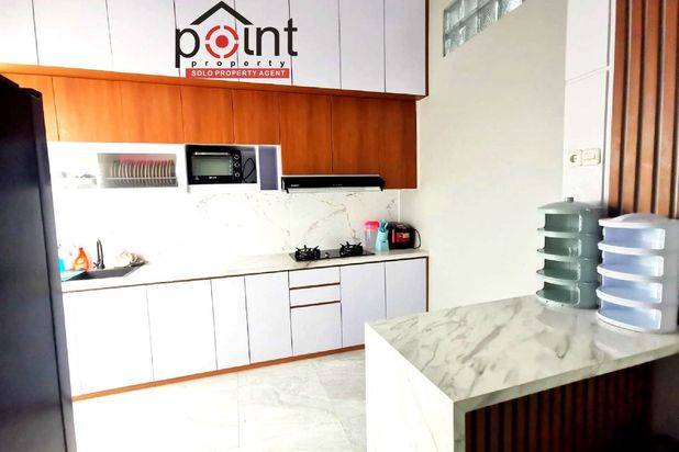 Rumah Modern Mewah Furnish Gentan Baki Sukoharjo
