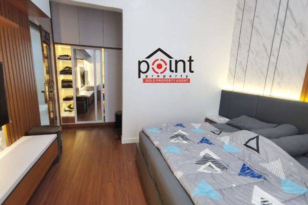 Rumah Modern Mewah Furnish Gentan Baki Sukoharjo