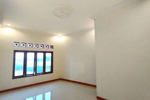 Rumah Mewah 2 Lantai Dekat Bandara Ngemplak Boyolali