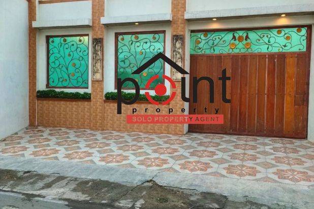 Rumah Mewah 2 Lantai Dekat Bandara Ngemplak Boyolali