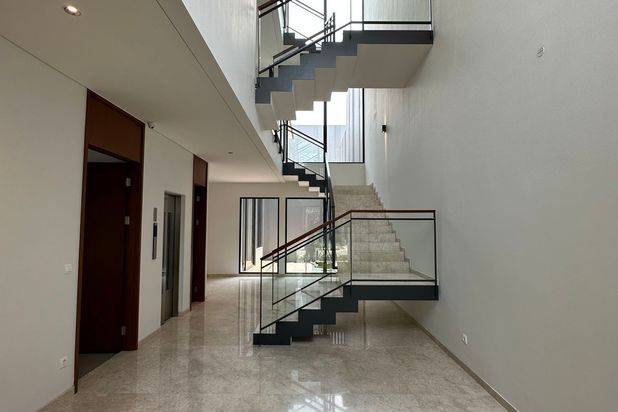Jual cepat rumah baru termurah di Lyndon Navapark BSD belum pernah dihuni langka jarang ada yg dijual