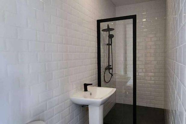 Rumah rapi ada Swimming pool di Ritzone Icon BSD semi furnish sangat langka
