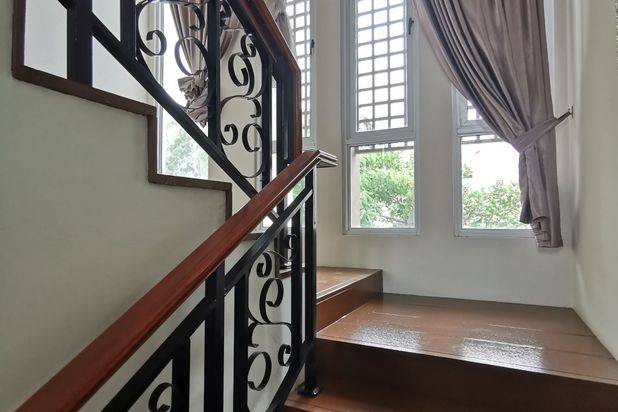 Jual Cepat Rumah Furnish Depan Taman Sheffield Greenwich Bsd Jarang Ada Yang Dijual