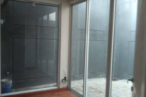 Rumah depan taman jarang ada di Sheffield Greenwich BSD