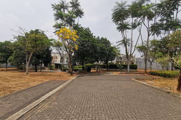 Kavling hook taman luas ideal jadang ada Mayfield Greenwich BSD